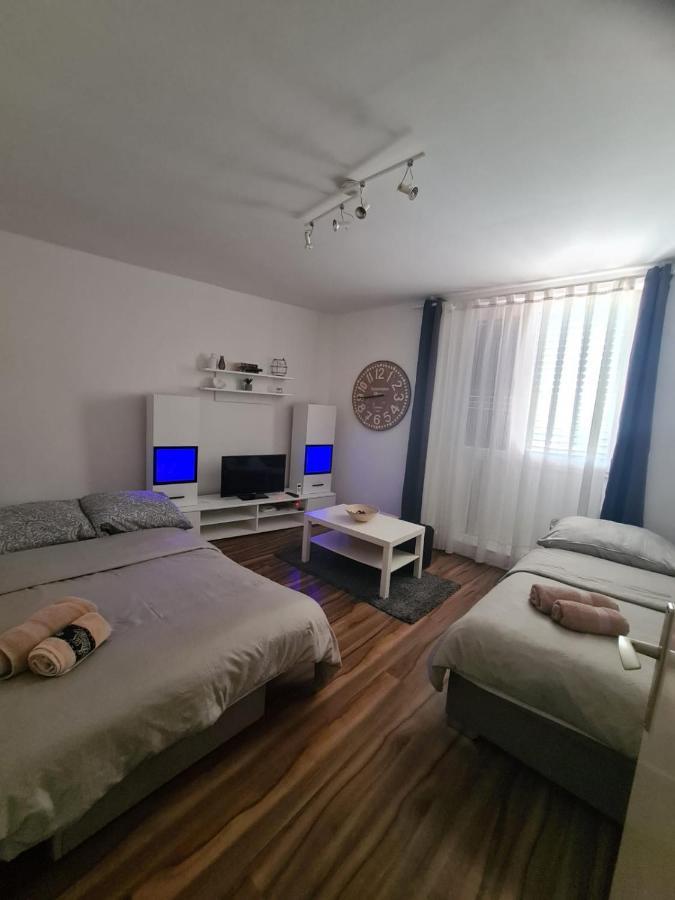 Apartment Dada *
