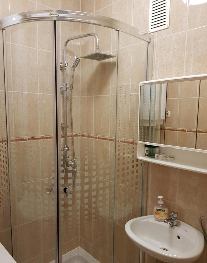 Dada Apartmán *